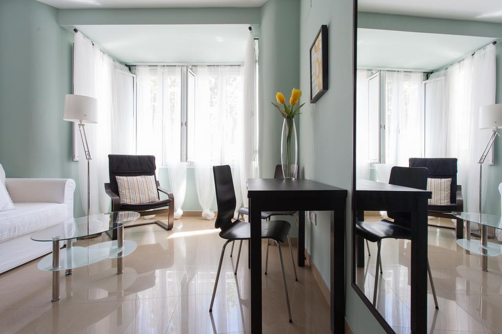 Apartamentos Edificio Constitucion Sevilla Rom bilde