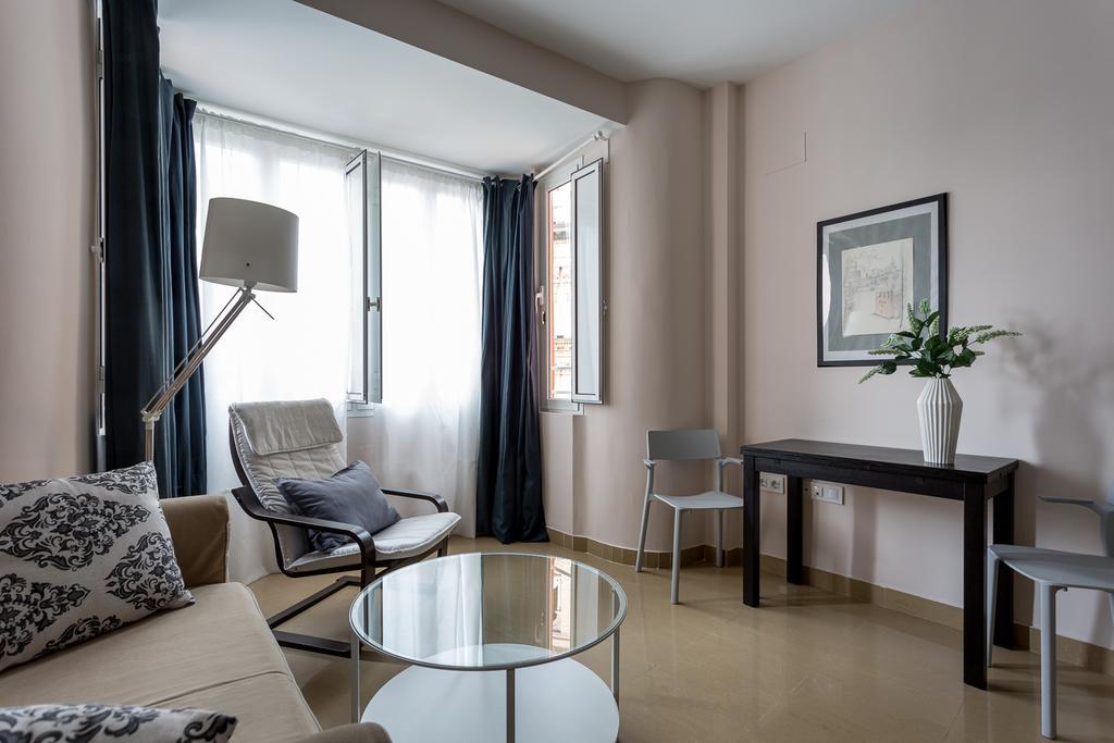 Apartamentos Edificio Constitucion Sevilla Eksteriør bilde